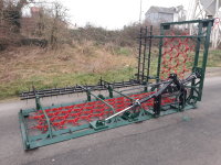 6m Wiesenschleppe mit Striegel, hydraulische Klappung