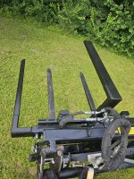 Arkmet - 2,5t. Kistendrehgerät mit Palettengabelzinken - L060.250