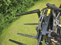 Arkmet - 2,5t. Kistendrehgerät mit Palettengabelzinken - L060.250