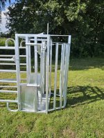 LIVESTOCK CRUSH / FRONT SB3 Halsfangvorrichtung