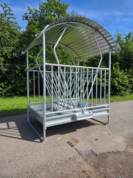 M1 Pendelkorbraufe mit Dach 2 x 1,7m  H = 2,7m