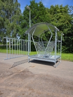 M1 Pendelkorbraufe mit Dach 2 x 1,7m  H = 2,7m
