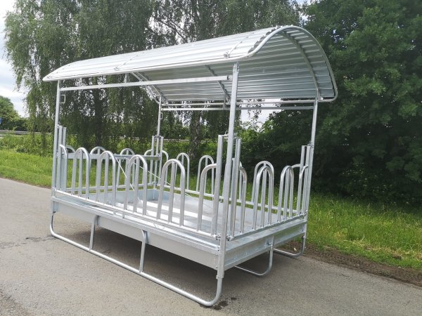 M4/16 Futterraufe mit 16 Palisadenfressplätzen
