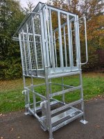 Arbeitsmitteltransportbühne Hoch