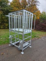 Arbeitsmitteltransportbühne Hoch