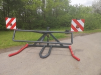 Doppelte Ballengabel mit Transportsicherung